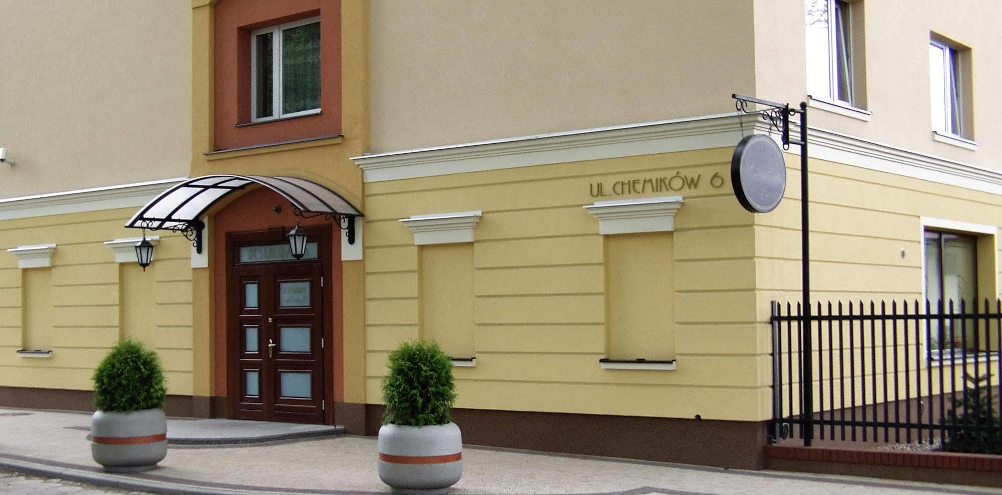 Hotel San Remo ズギェシ エクステリア 写真