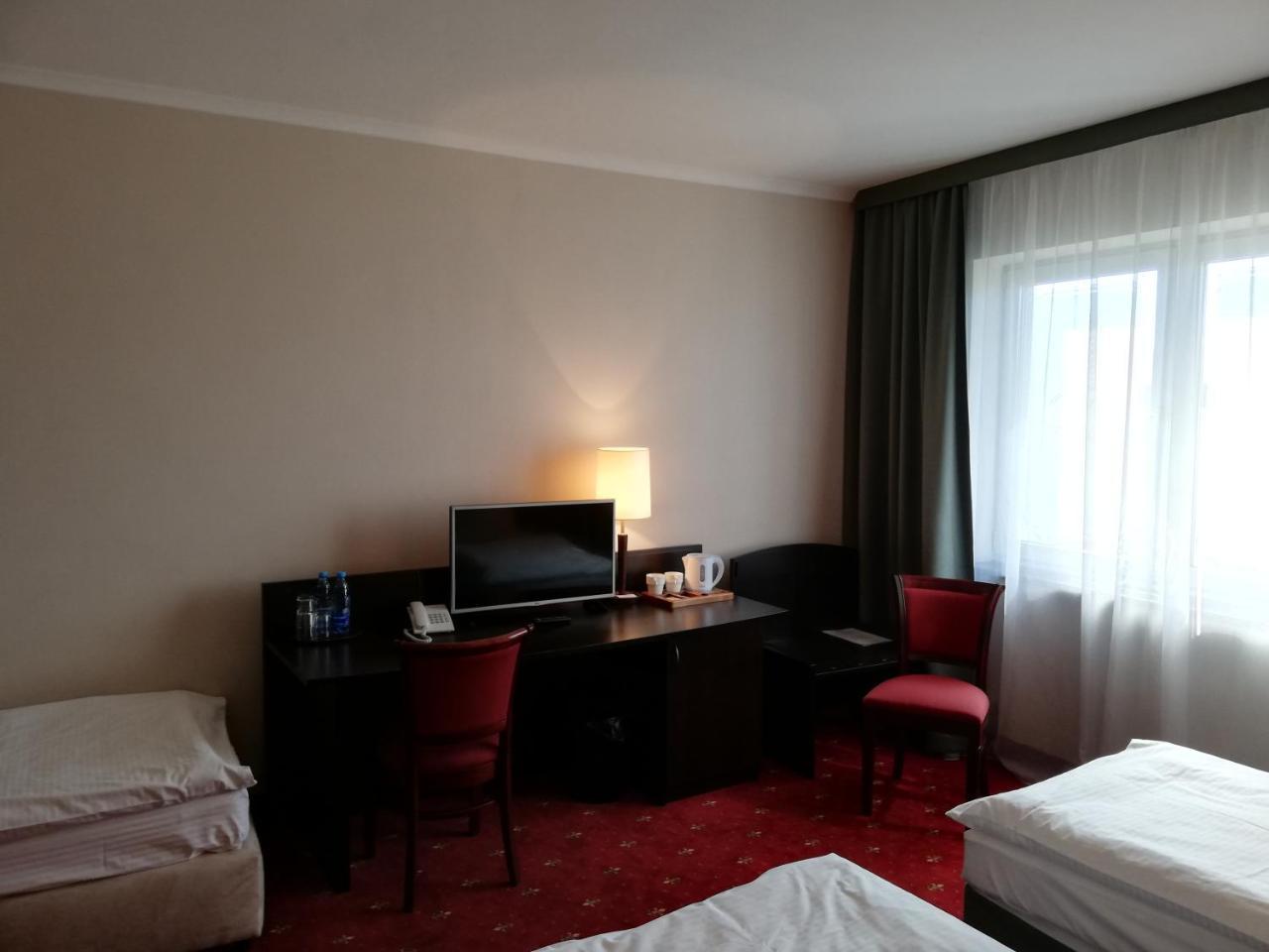 Hotel San Remo ズギェシ エクステリア 写真